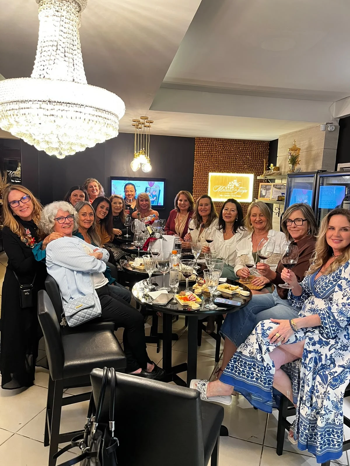 Encontro com mesa de degustação na Marcas do Tempo